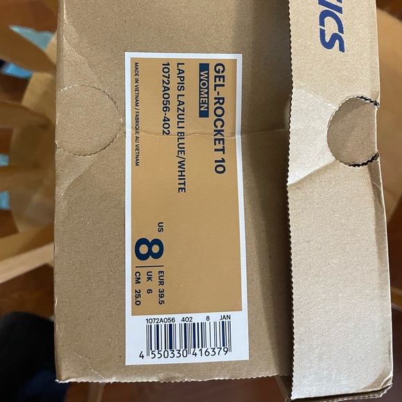 Asics Women multipurpose indoor court shoe sz 8 NWT - Picture 2 of 2